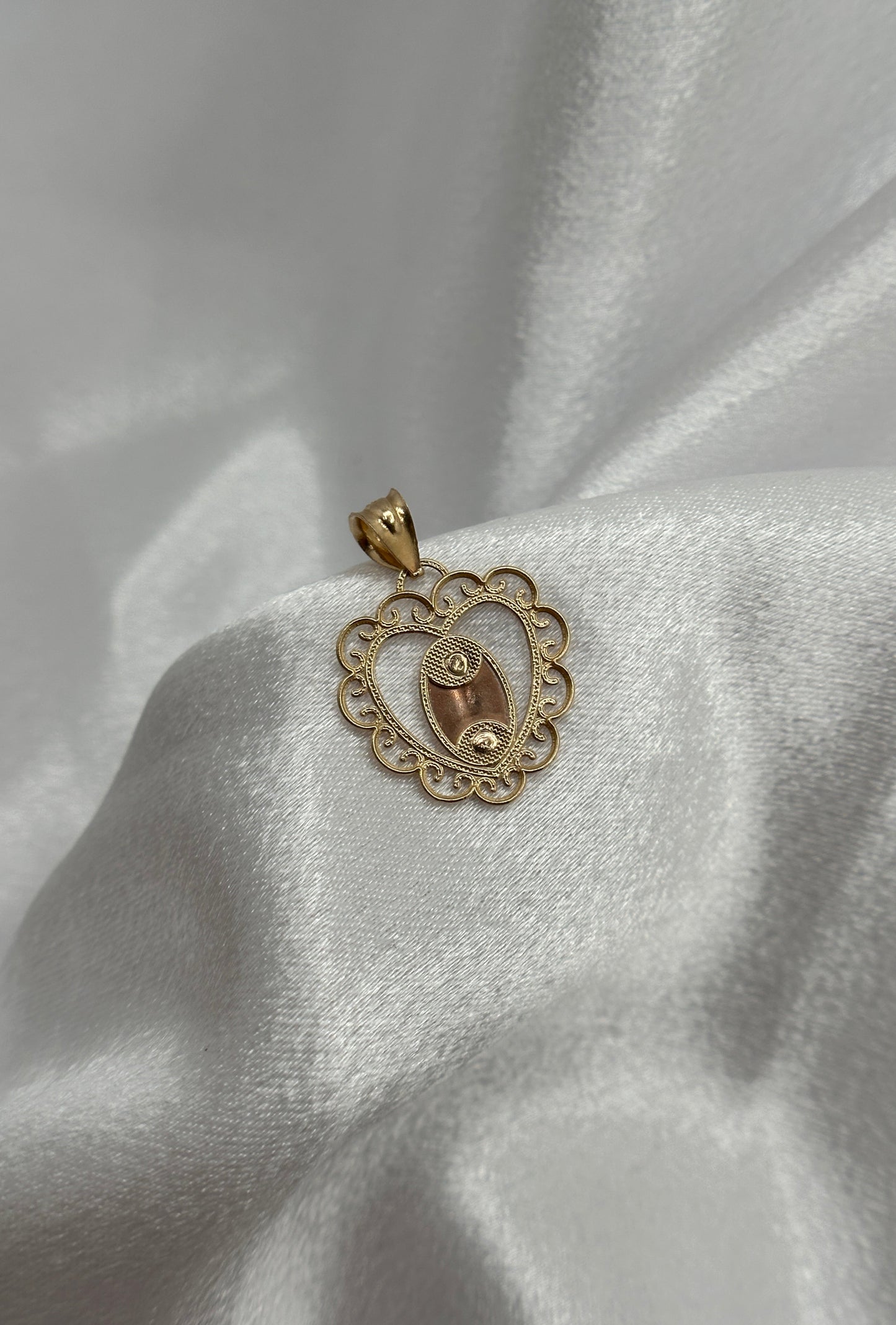 14k Tri-color Gold Virgin Mary Pendant