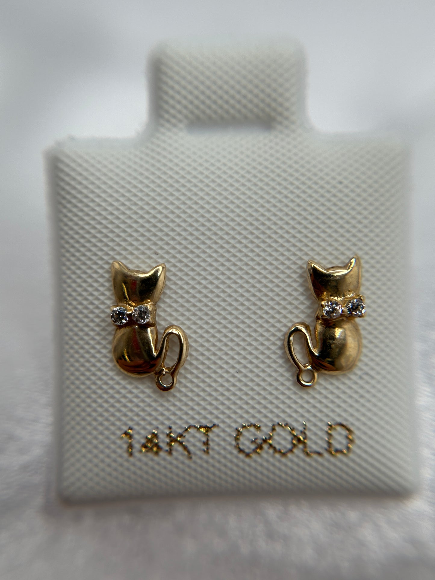 14k Gold Cat Earrings