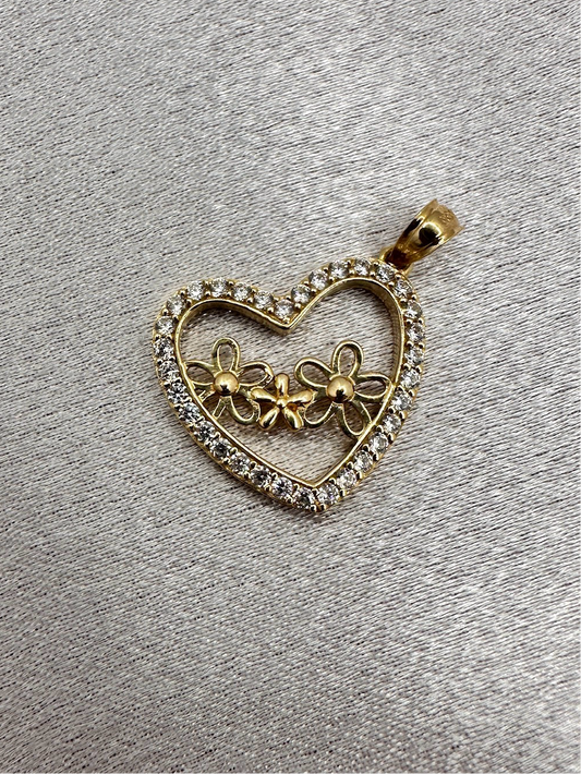 14K Gold Flower Heart Pendant