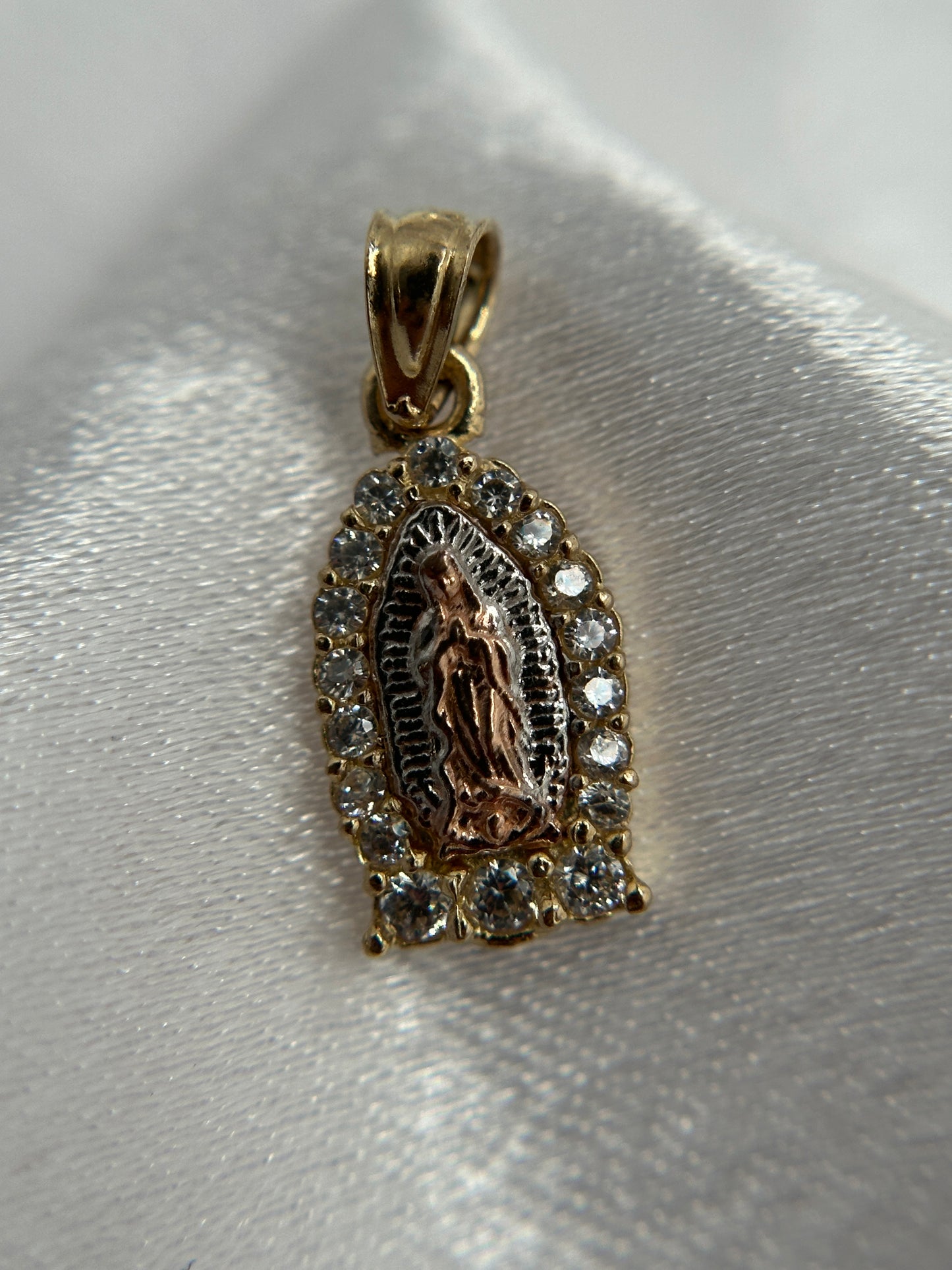 14k Gold Tri-color Gold Virgin Mary Pendant