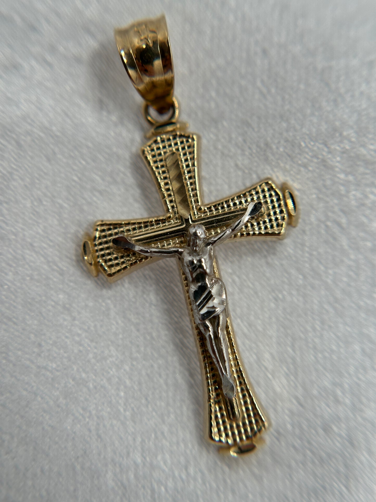 14k Gold Cross Pendant