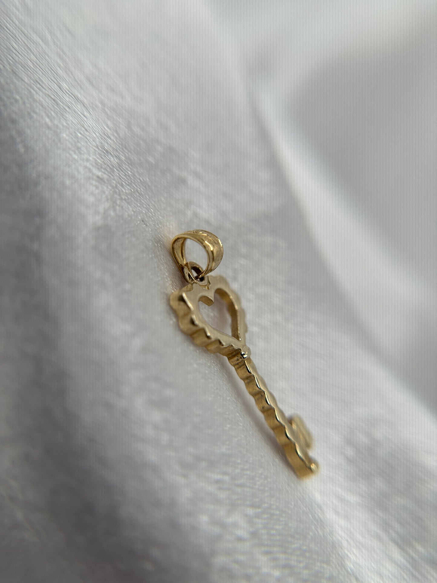 14k Gold Heart Key Pendant