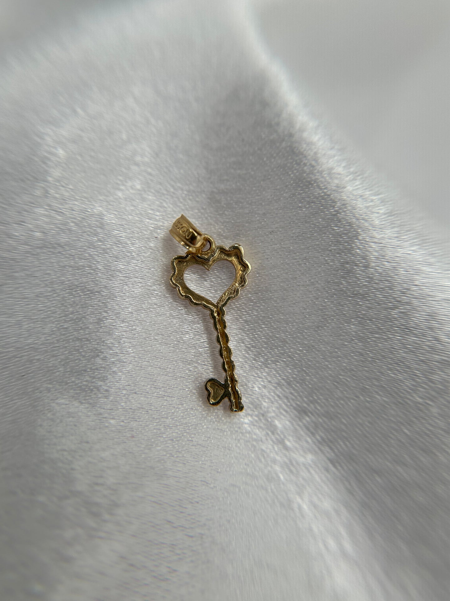 14k Gold Heart Key Pendant