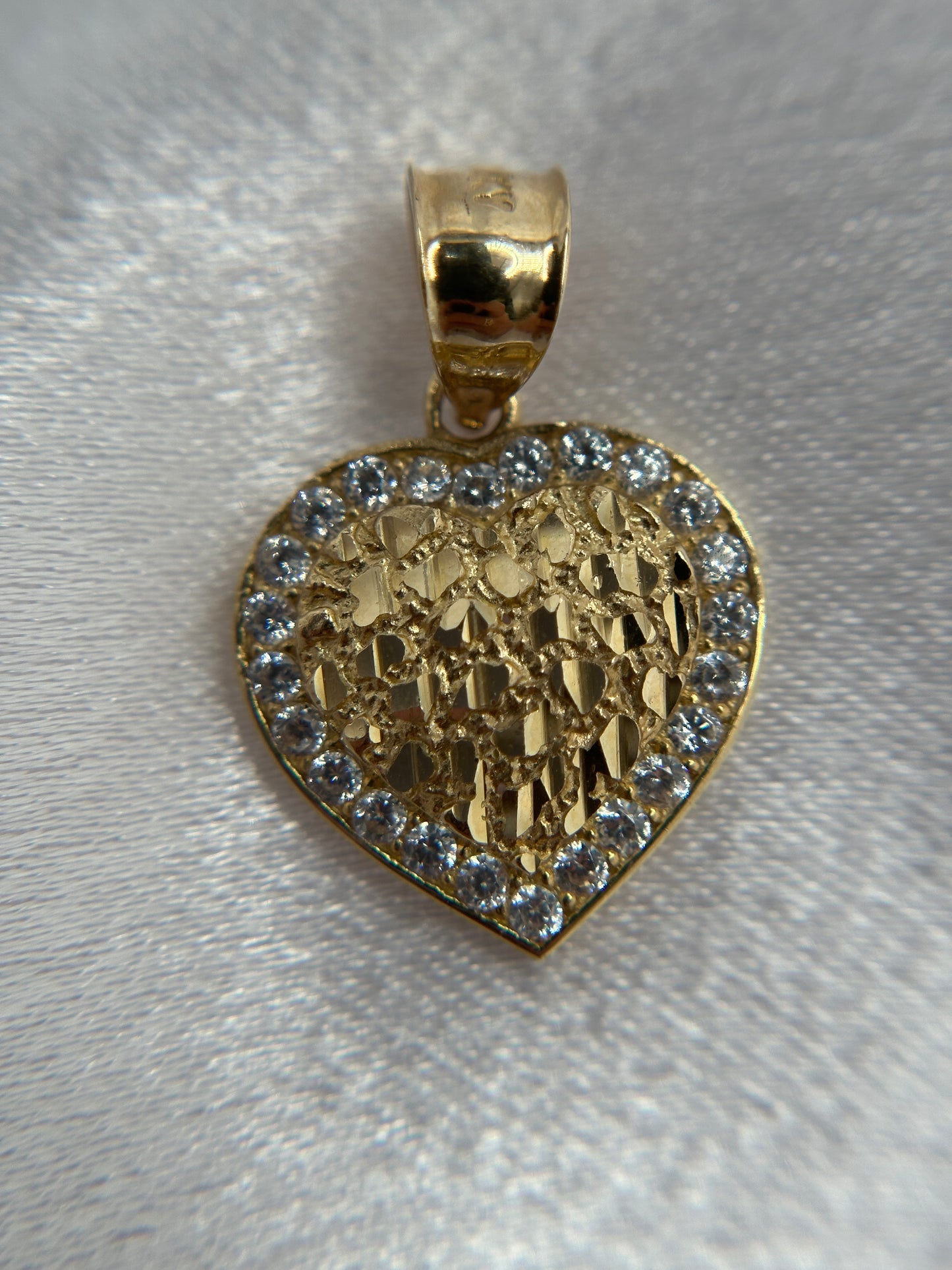 14K Gold Heart Nugget Pendant